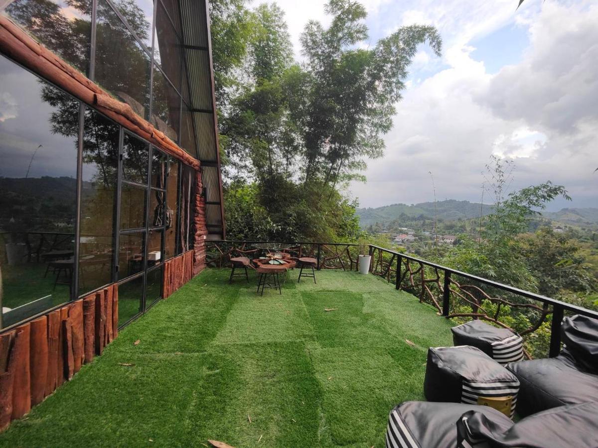Flower Hill 180 Чианг Рай Екстериор снимка